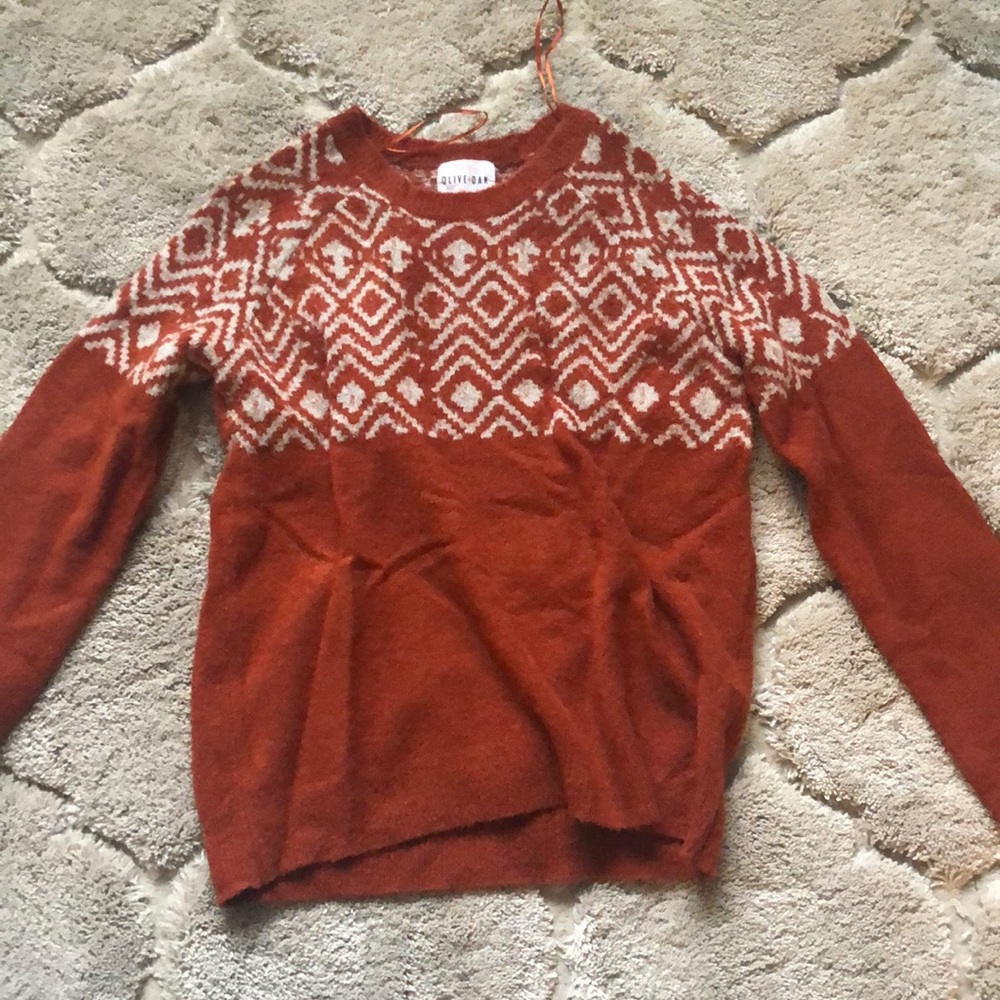 Patterned sweater